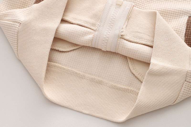 Conjunto infantil con bolsa de osito