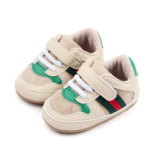 Zapatillas con velcro G&D