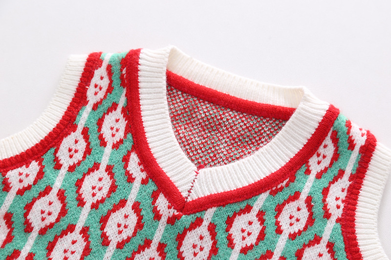 Conjunto con camisa bordada en cuello