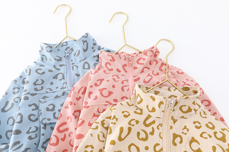 Conjunto infantil estampado de invierno