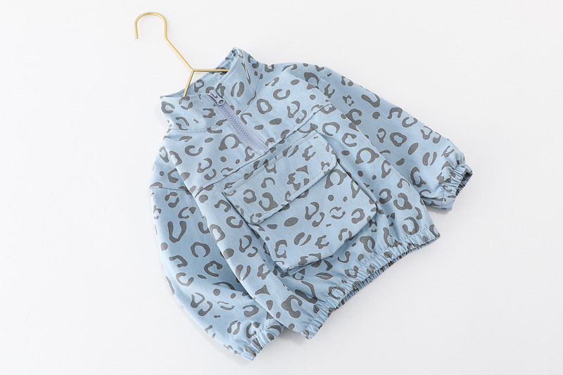 Conjunto infantil estampado de invierno
