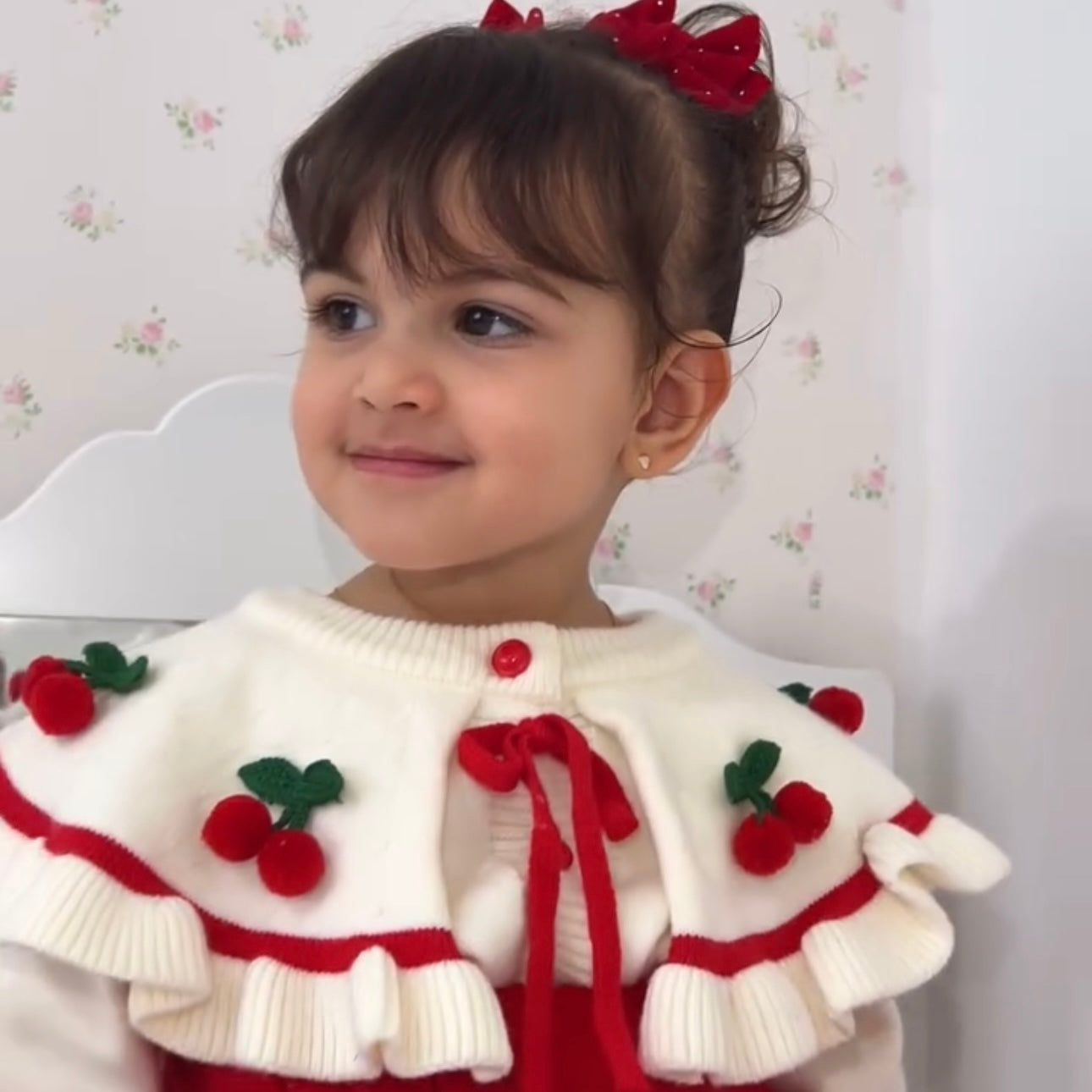مجموعة طوق تريكو للأطفال بنقشة الكرز