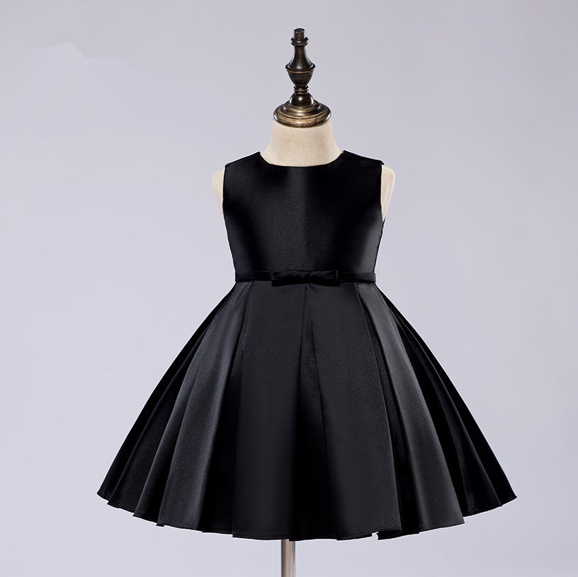 Vestido de fiesta con lazo y camiseta sin mangas