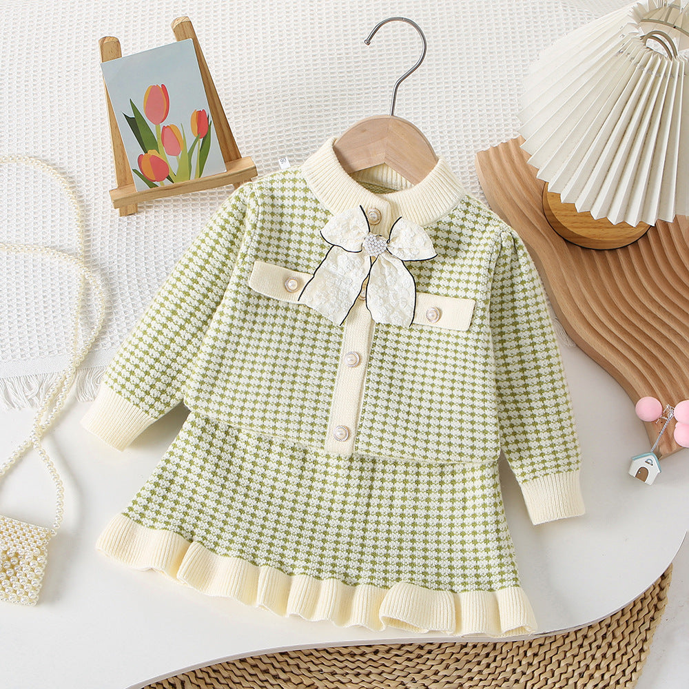 Girls' Plaid Knit Set with Bow