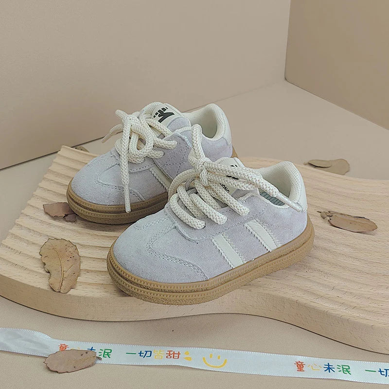 Zapatillas deportivas con cordones para niños AD