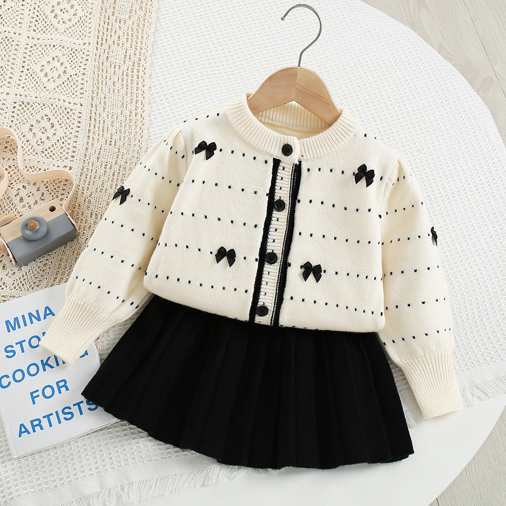 Conjunto de invierno para niña con lazos