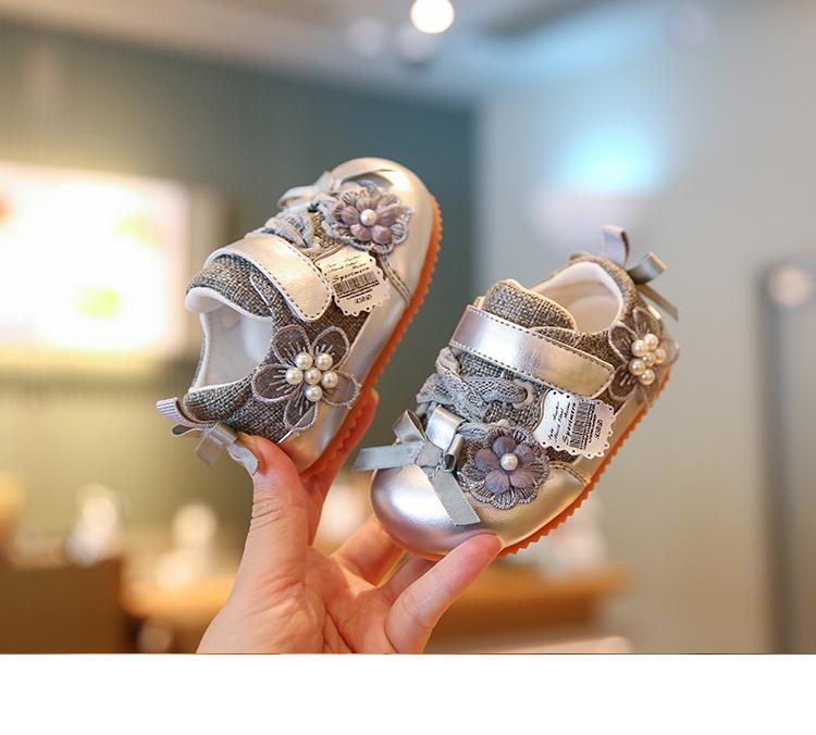 Children's Sneakers with Little Flowers and Bows