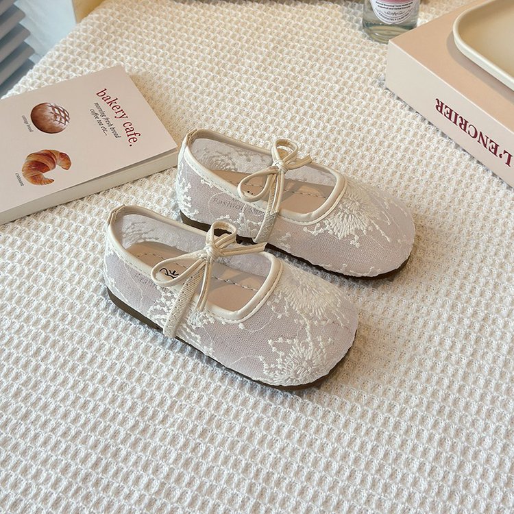 Zapatos florales para niñas