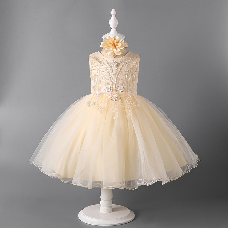 Vestido infantil con flores brillantes