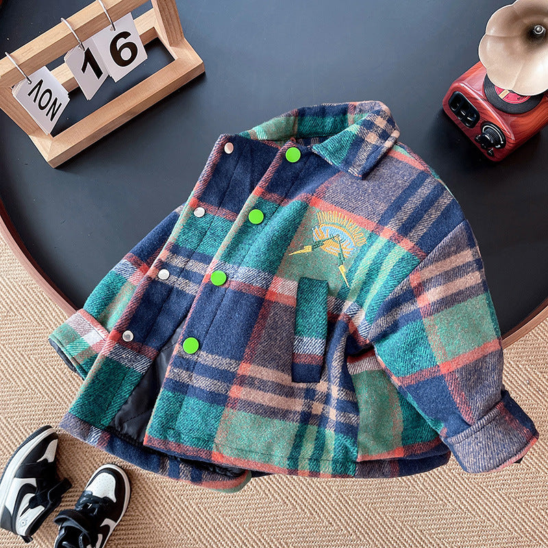 Chaqueta abotonada a cuadros para niña
