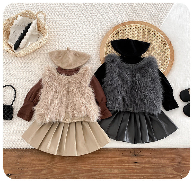 Girls' Furry and Pleated Set