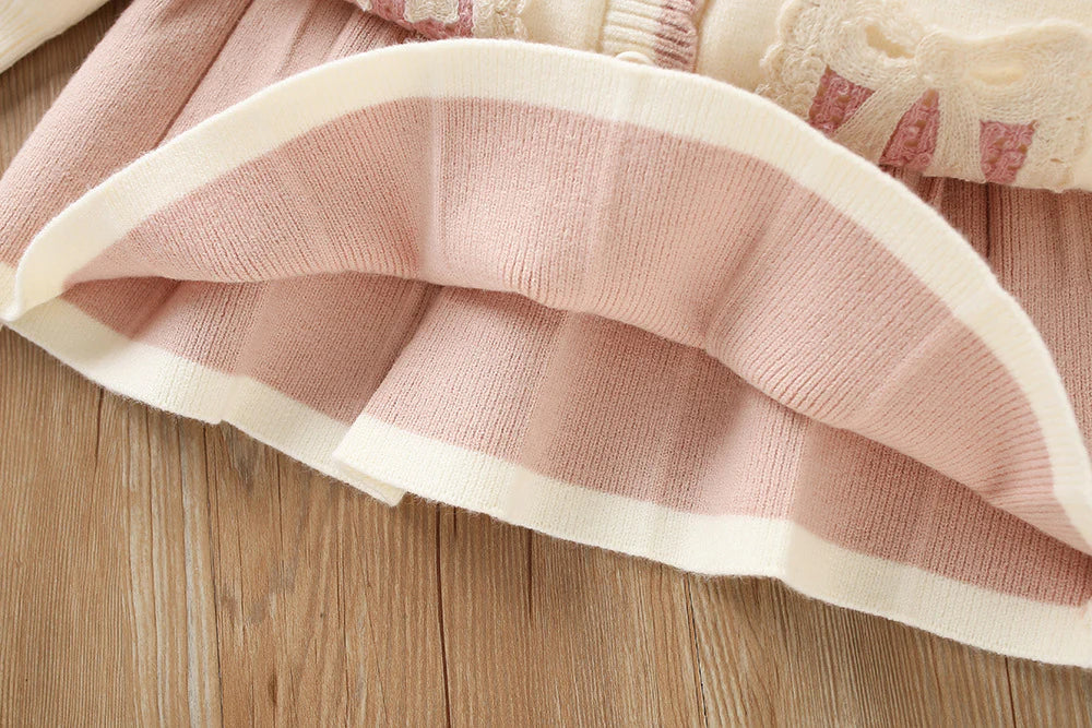 Conjunto de punto con lazo plisado para niña