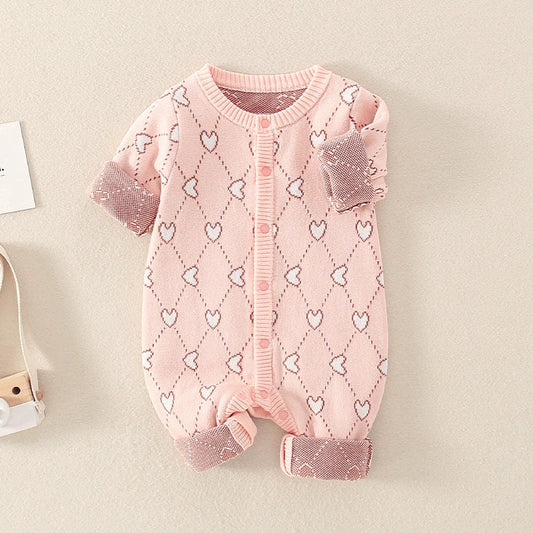 Mono infantil de punto con corazones