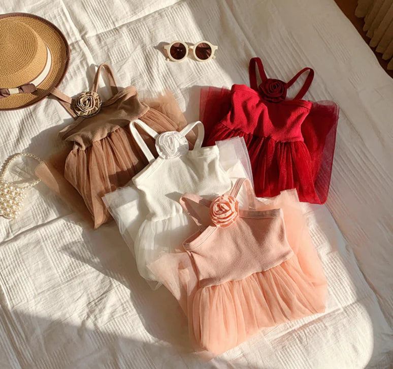 فستان زهور للأطفال مع التول