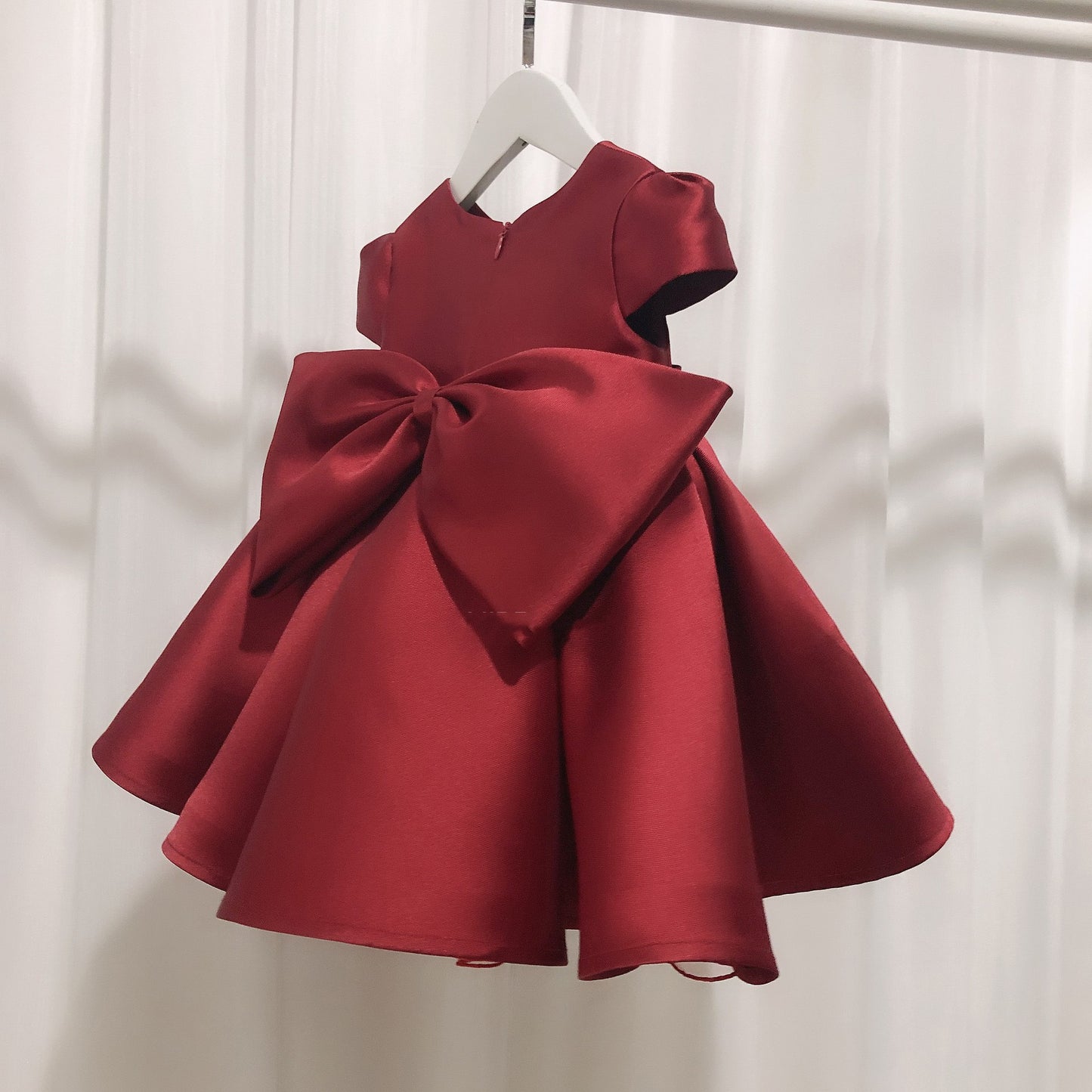 Party Dress with Flowers and Bow at the Back