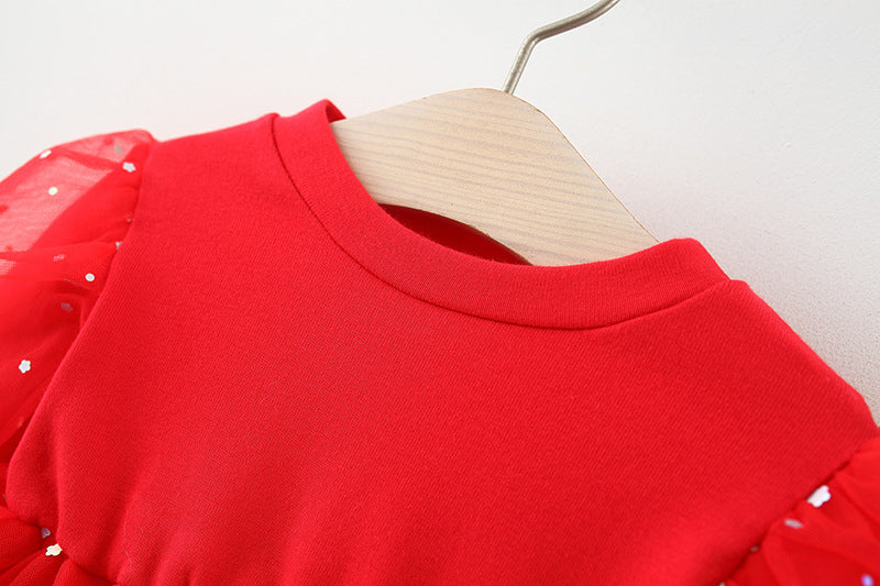 Vestido infantil con flores rojas