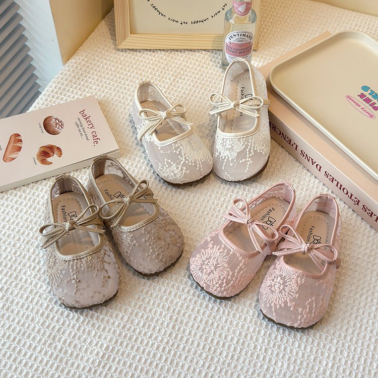 Zapatos florales para niñas