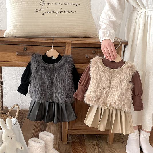 Girls' Furry and Pleated Set