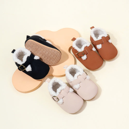 Zapatos de niños con piel