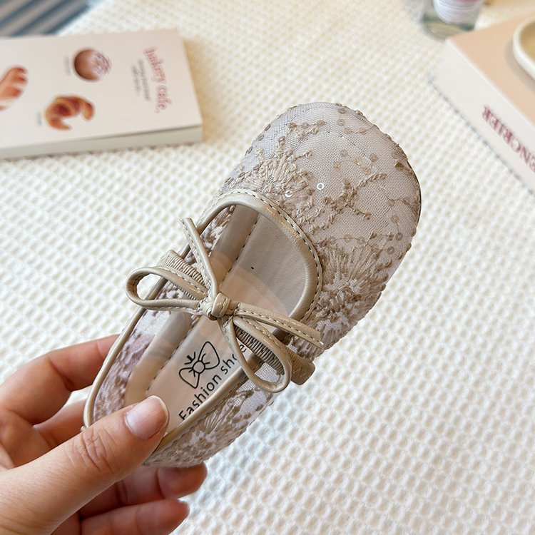 Zapatos florales para niñas