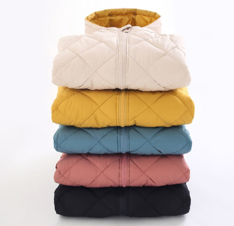 Chaqueta cálida con capucha para niños