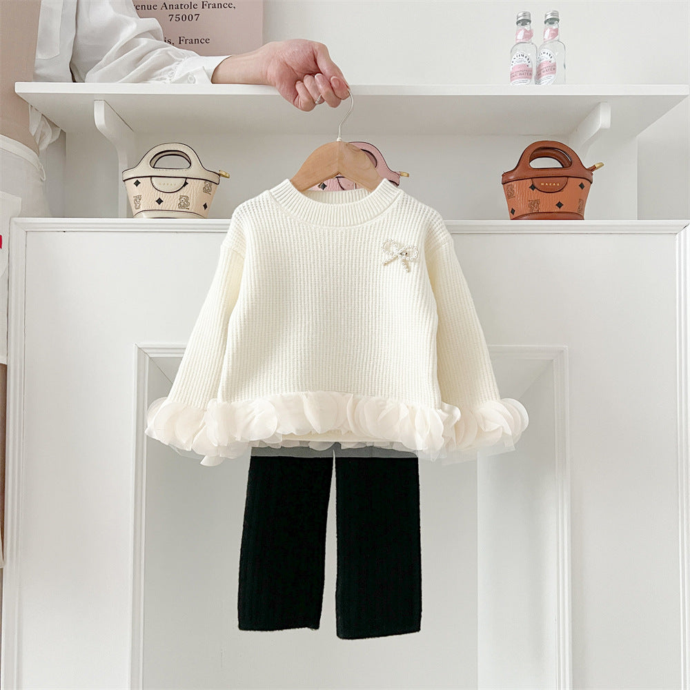 Girls’ Outfit with Hem Details