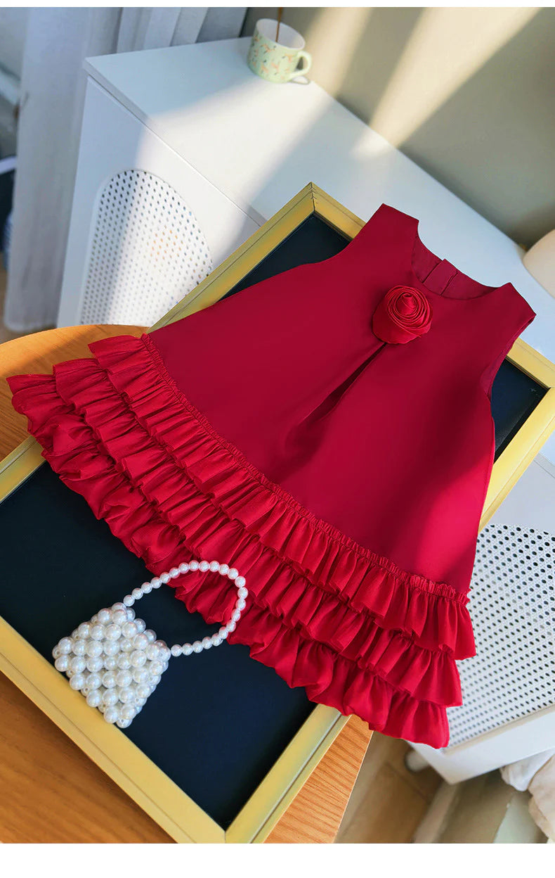Vestido infantil de flores con dobladillo de tul