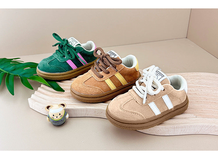 Zapatillas deportivas con cordones para niños AD