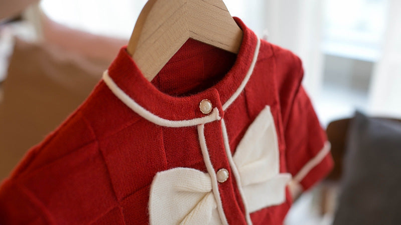 مجموعة أطفال من عقدة اللؤلؤ