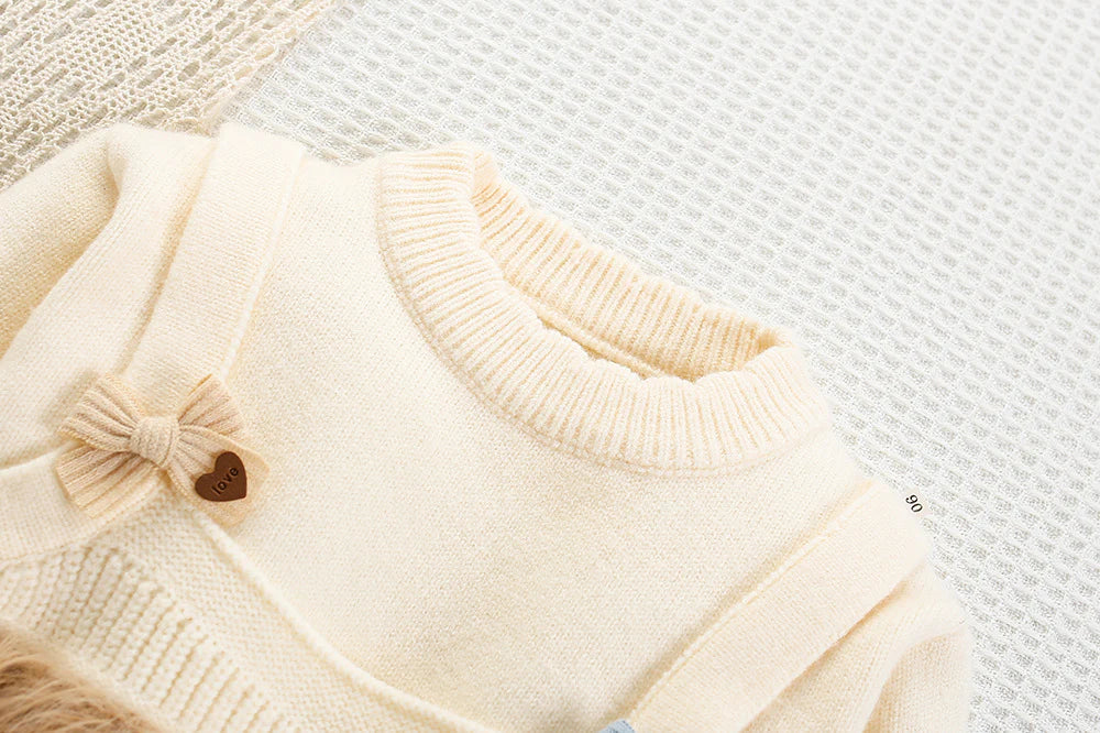 Children's Knit Set with Bow and Fur
