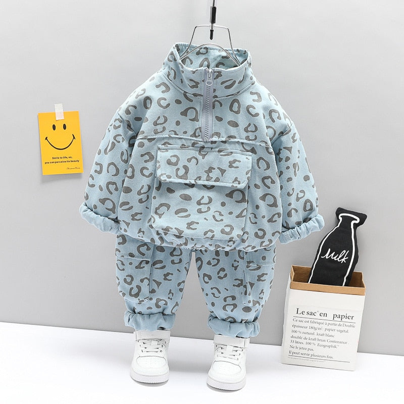 Conjunto infantil estampado de invierno