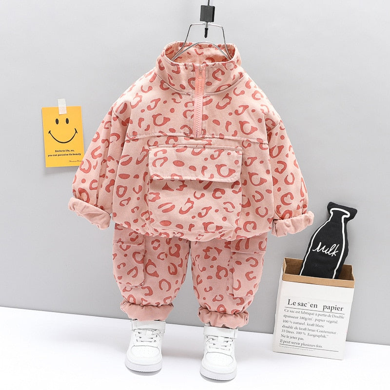 Conjunto infantil estampado de invierno