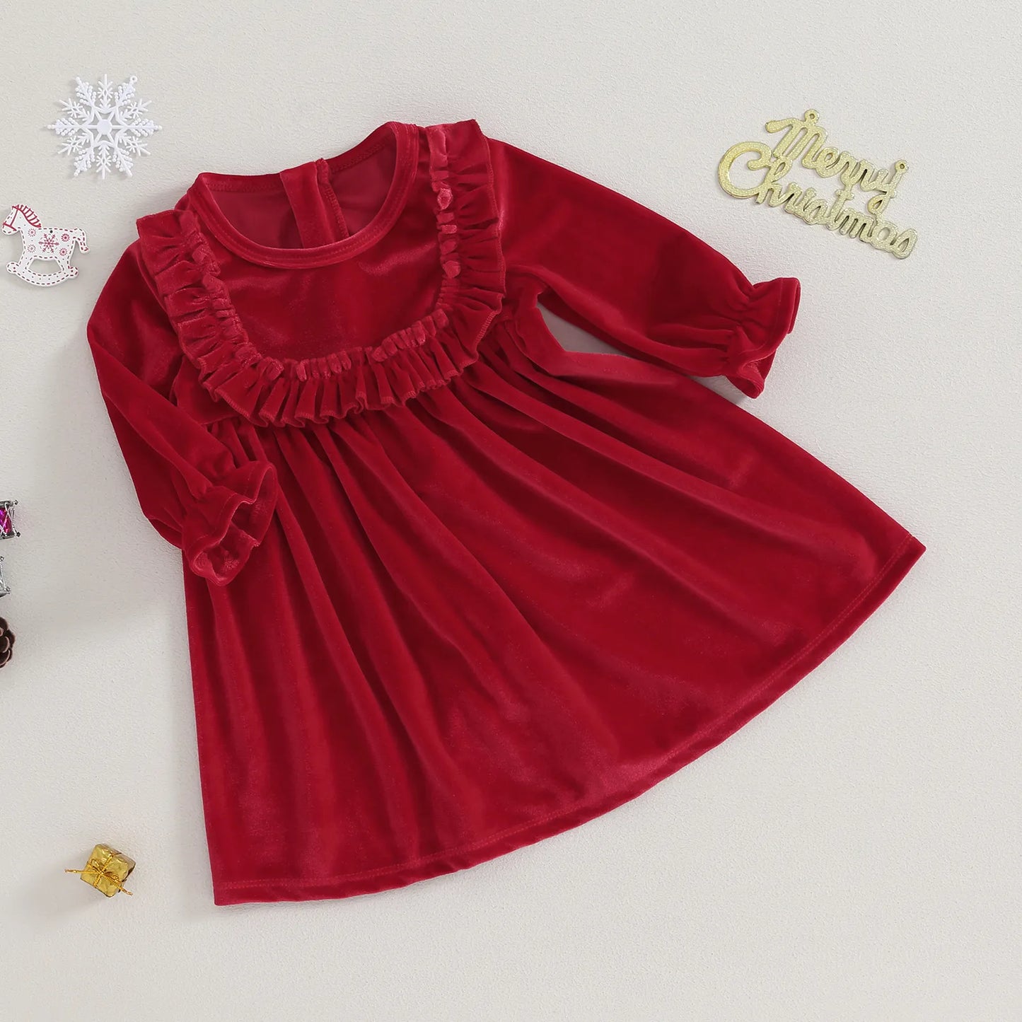 Vestido infantil de terciopelo con volantes
