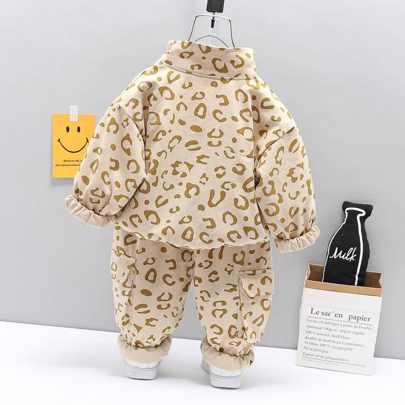 Conjunto infantil estampado de invierno