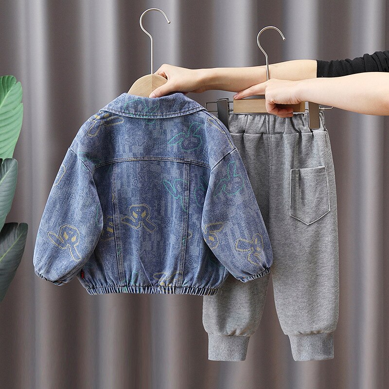 Conjunto infantil de 3 piezas con chaqueta para niño