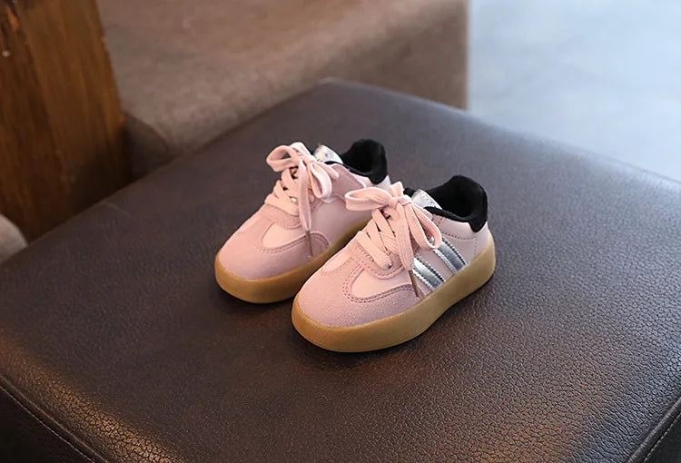 Zapatillas deportivas con cordones para niños AD