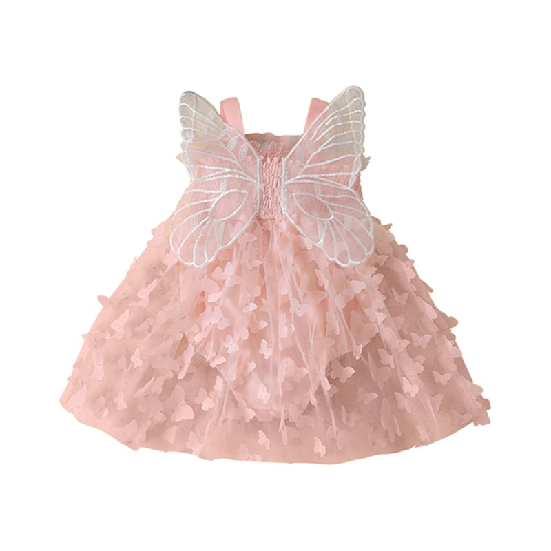 Vestido de mariposa con alas