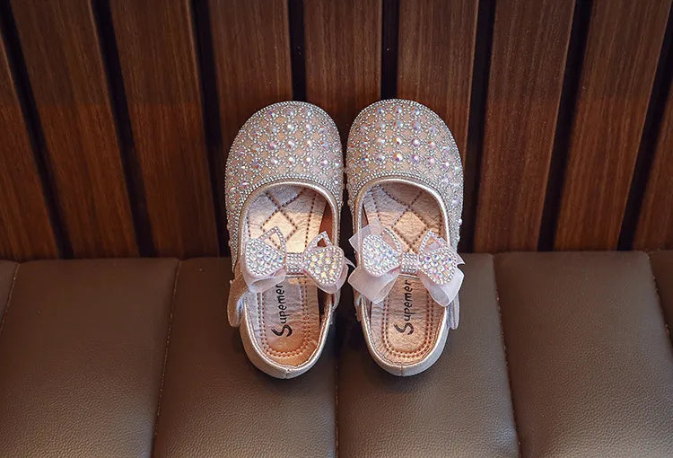 Zapatos de lazo brillante para niños