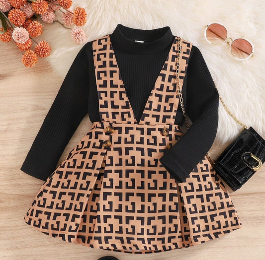 Conjunto infantil con blusa negra