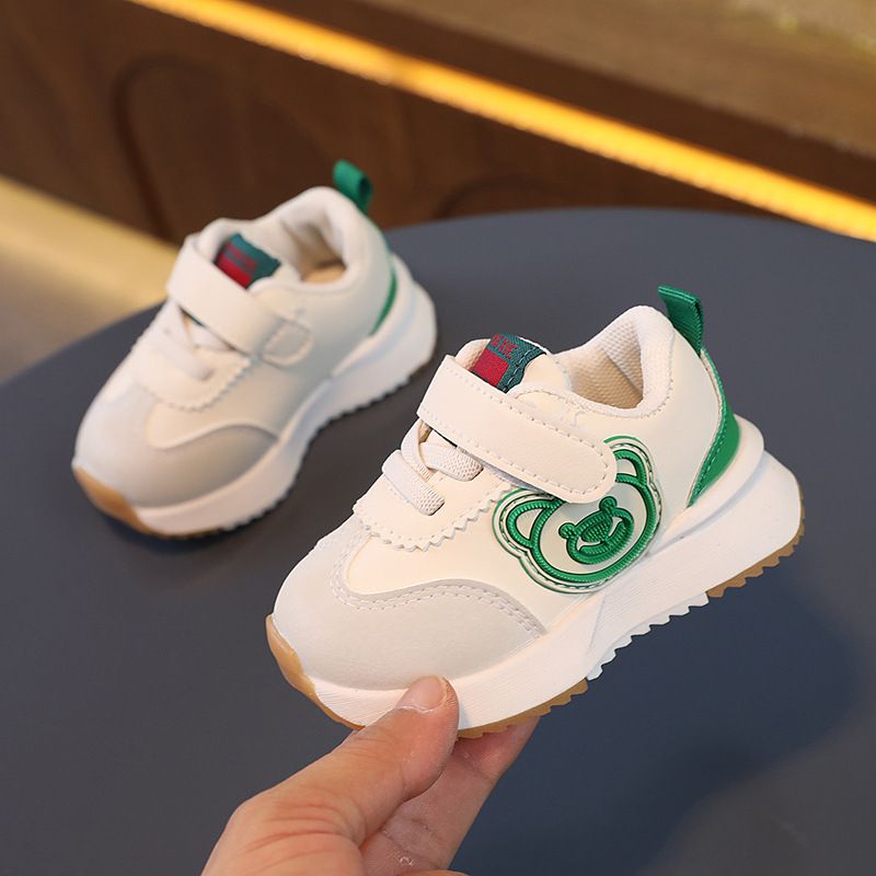 Zapatillas de oso con velcro para niños