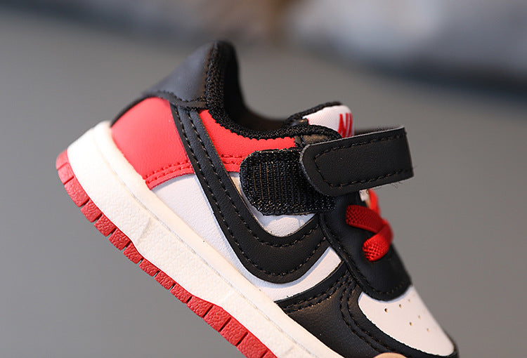 Zapatillas deportivas para niños NK en tres colores