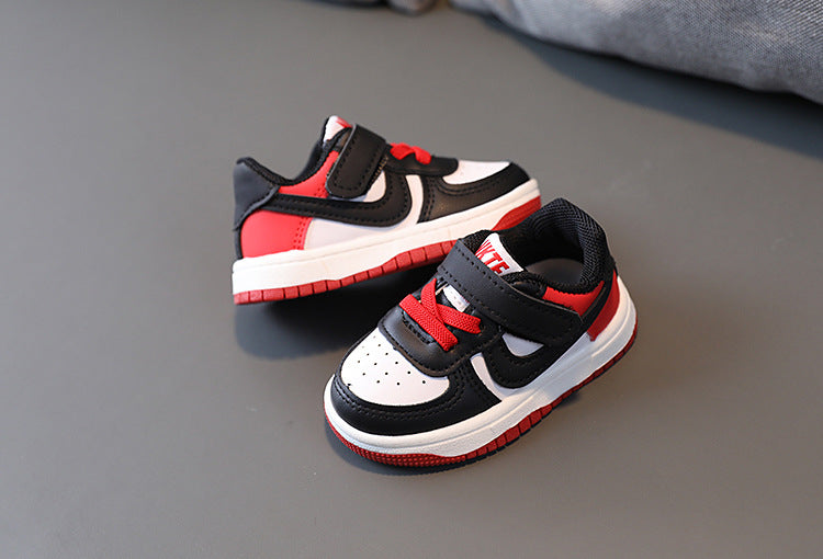 Zapatillas deportivas para niños NK en tres colores