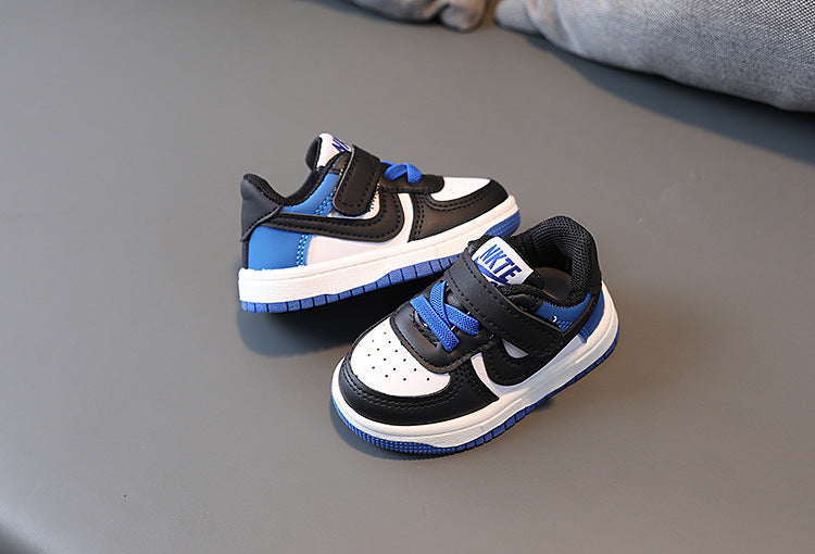 Zapatillas deportivas para niños NK en tres colores