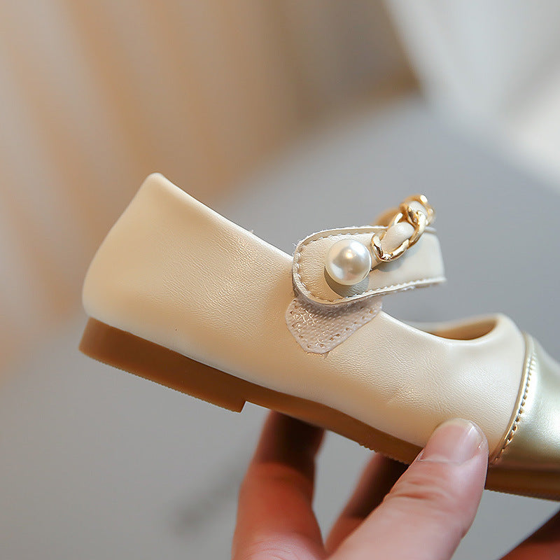Zapato infantil con metalizado
