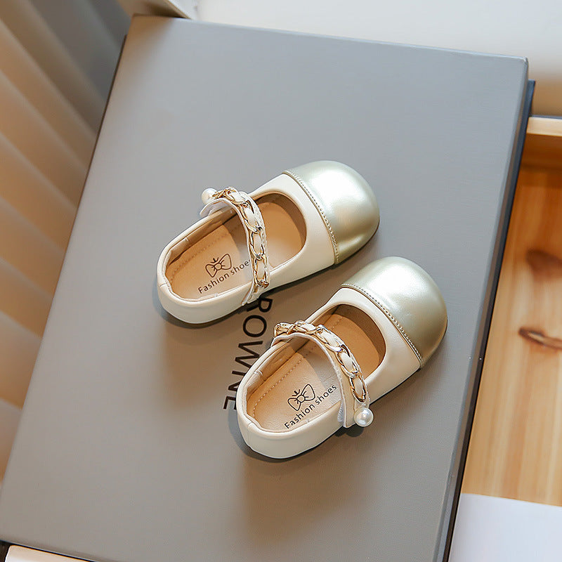 Zapato infantil con metalizado