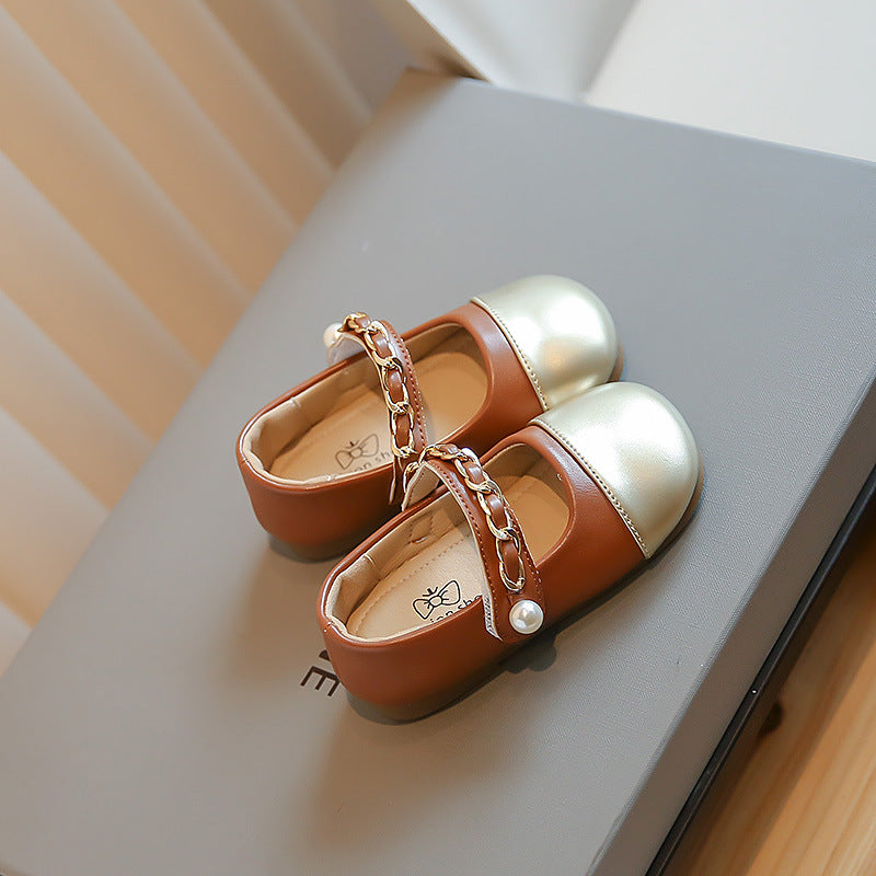 Zapato infantil con metalizado