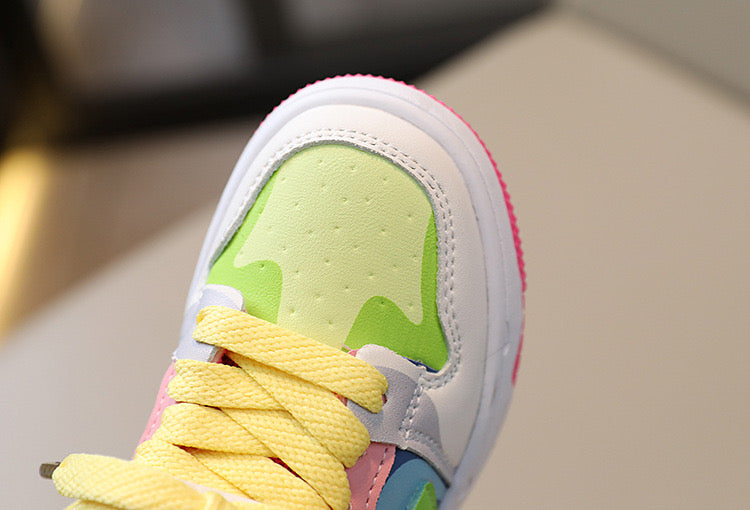 Zapatillas de colores para niños