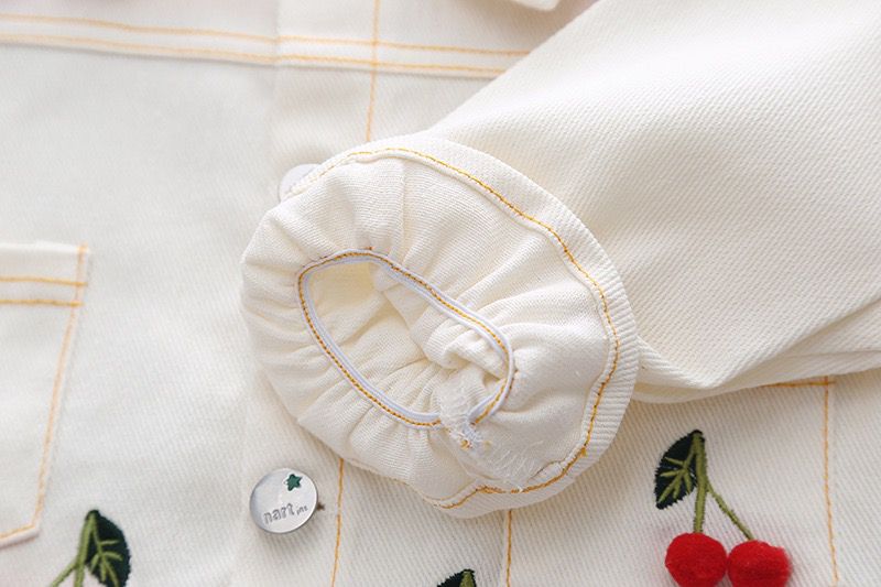 Vestido de tul + chaqueta de cerezas