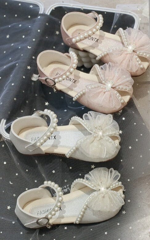 Sandalia con lazo de perla para mujer