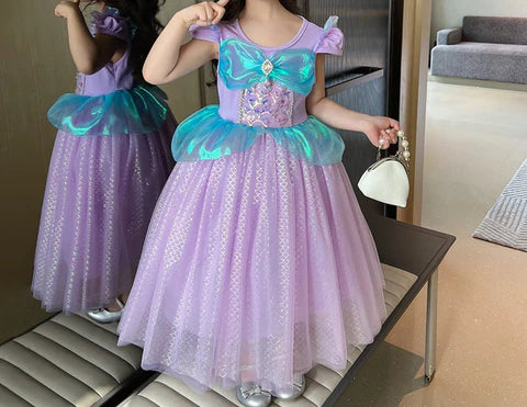 Vestido de fiesta de tul morado de princesa